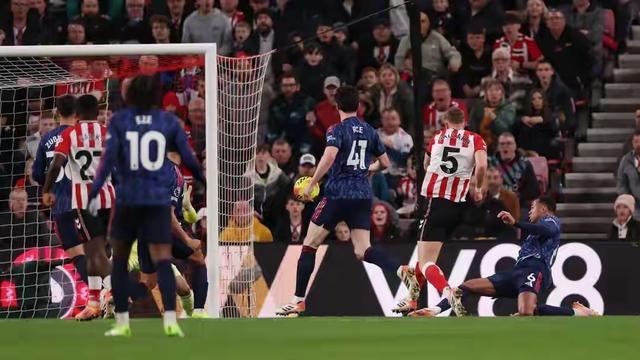 金年会招牌-包含切尔西迎意甲关键赛；赛前回应争议；球迷炸锅；身体对抗强度拉满的词条-金年会招牌